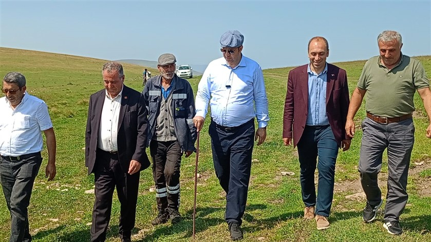 Alp: Kars ve Ardahan, şap nedeniyle afet kapsamına alınsın!