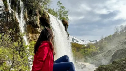 Konarlı Şelalesi görenleri hayran bırakıyor