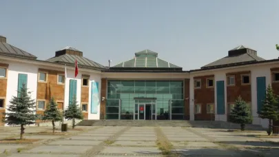 Ahlat Müzesi bakıma alındı