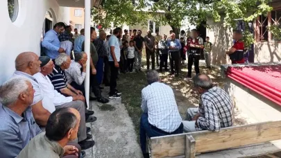Jandarma, köy halkına siber farkındalık eğitimi verdi