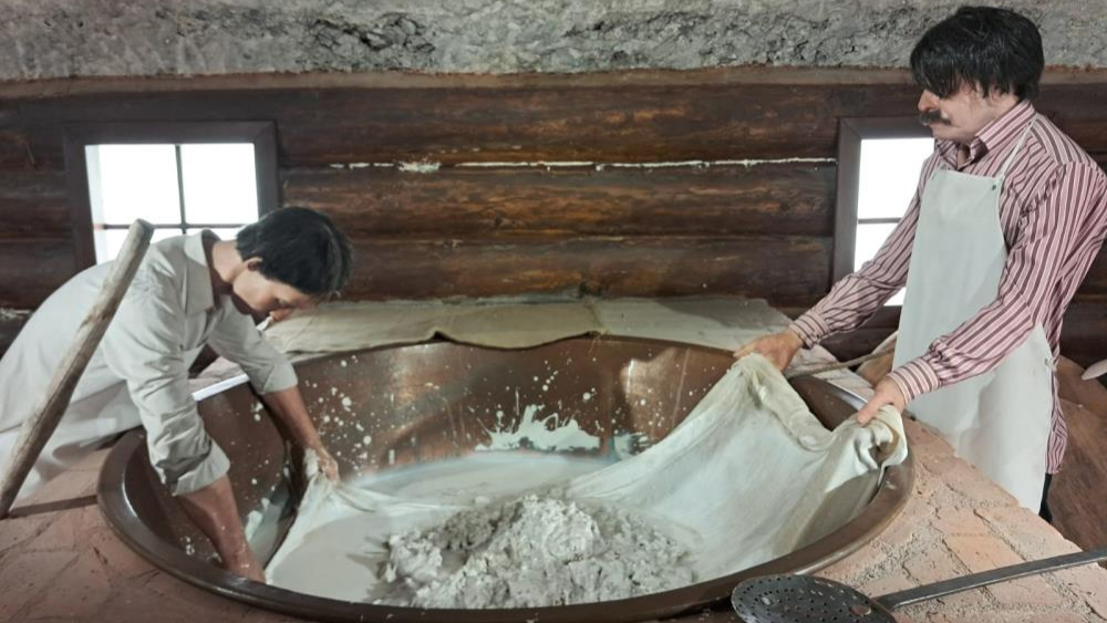Kars Peynir Müzesi yerli ve yabancı turistlerin gözdesi oldu