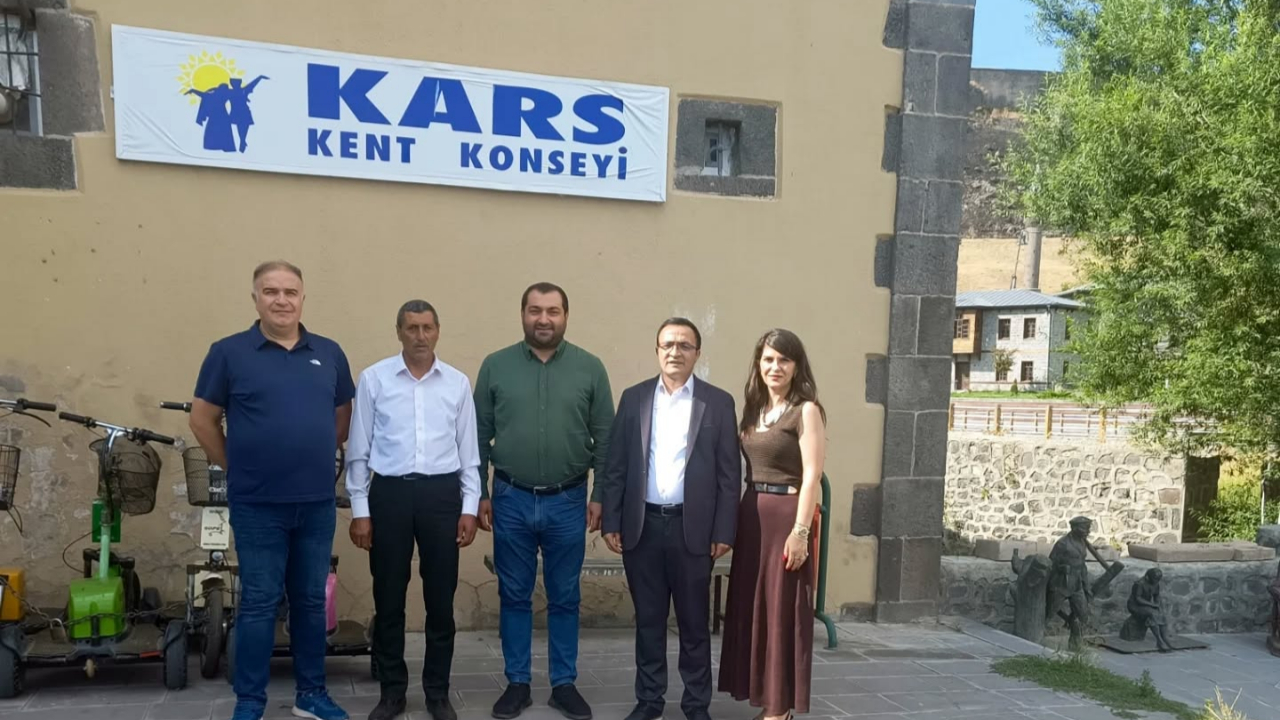 TKKB üyesi Taştan, Kars Kent Konseyini ziyaret etti