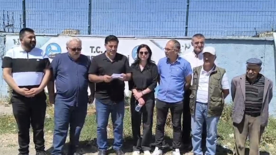 DEM Parti heyeti hayvan barınağında yaşanan vahşeti kınadı