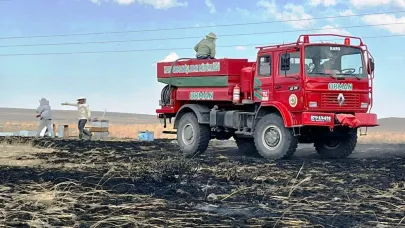 Kars Boğazköy’de anız yangını orman ekiplerince söndürüldü