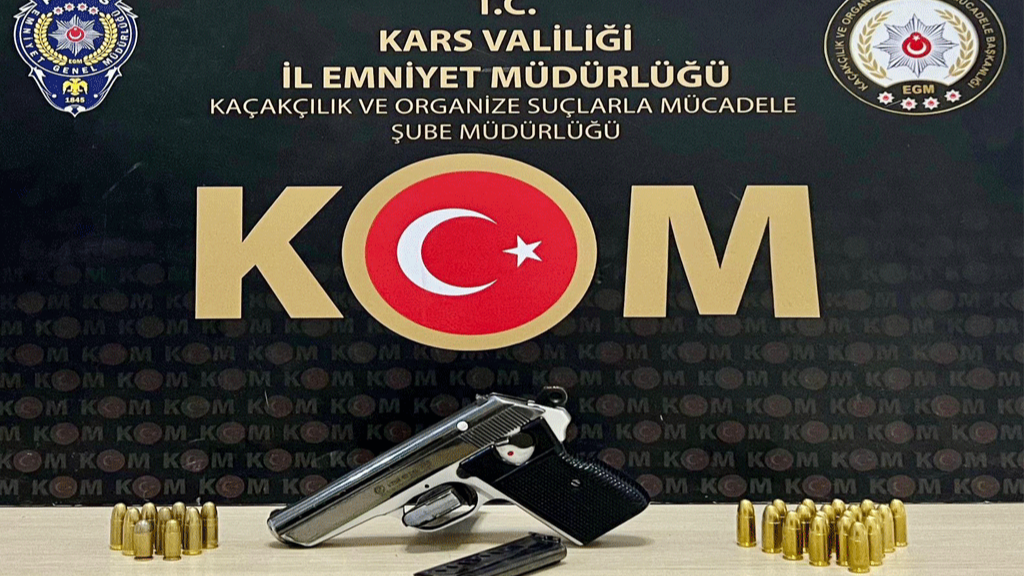 Kars ve Arpaçay’da ruhsatsız silahlar ele geçirildi