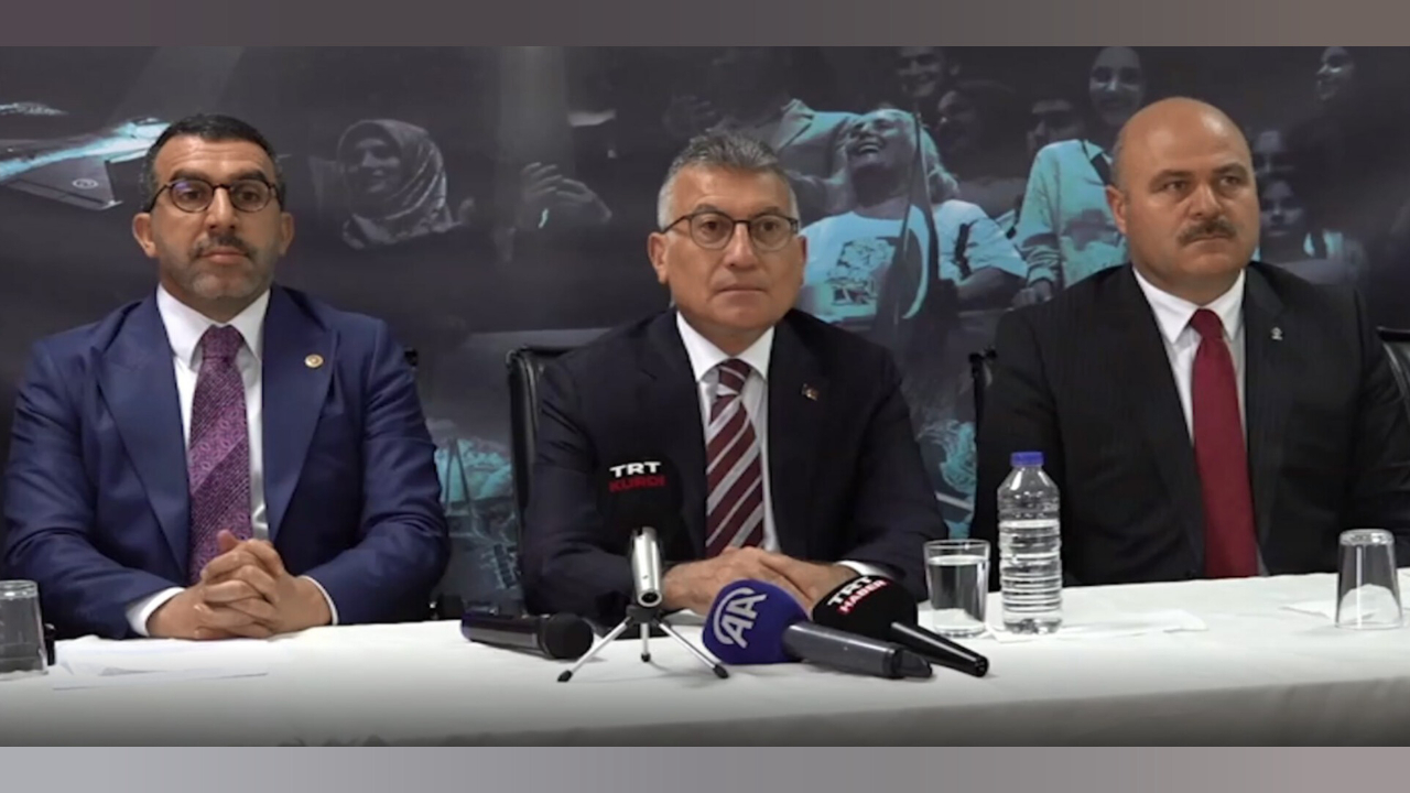 Kars'a gelen AK Parti Grup Başkanı Güler: "CHP siyasi kalpazanlık yapıyor"