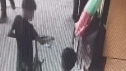 Küçük çocukların hırsızlığı kamerada