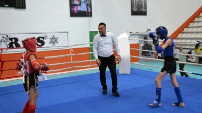 Minik ve Yıldızlar Türkiye Muaythai Şampiyonası başladı