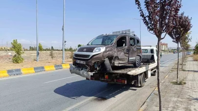 Ağrı’da kırmızı ışık ihlali kazaya yol açtı: 8 yaralı