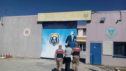Arpaçay’da 22 suç kaydıyla aranan 1 kişi yakalandı