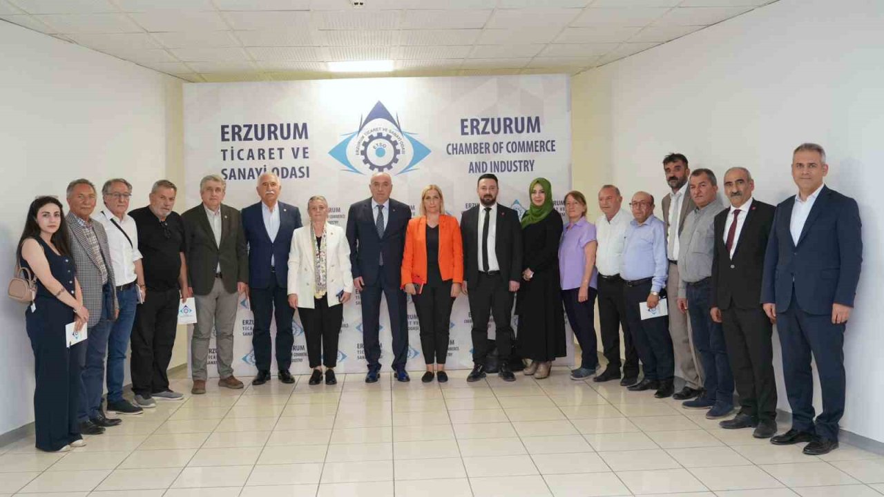 CHP heyeti ETSO Başkanı Saim Özakalın’ı ziyaret etti