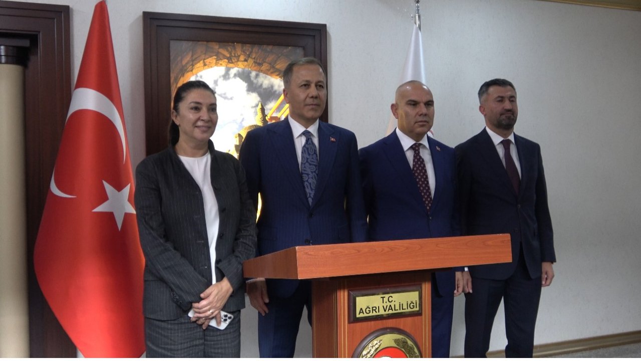 Bakan Yerlikaya Ağrı’da