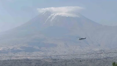 Iğdır’da yüksek gerilim hatları için helikopterle korumalar takılıyor