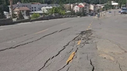 İspir’de heyelan: 70 ev boşaltıldı