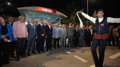Yalçın’a Erzurum’da coşkulu karşılama