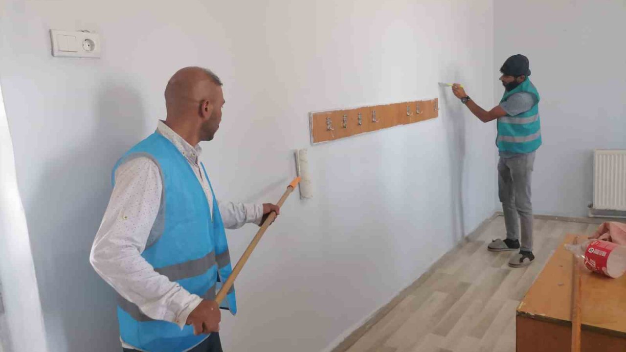 Yükümlüler eğitim öğretime destek veriyor
