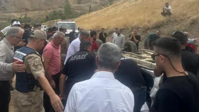 Hakkari'de trafik kazası: 2 ölü