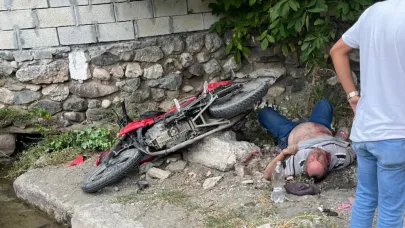 Polisten kaçan motosikletin sürücüsü kaza yapınca yakalandı
