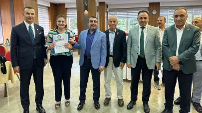 AK Parti heyeti Kars’ta STK ve iş insanlarıyla buluştu