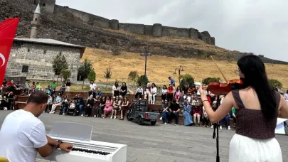 Bedestende eğlenceli kapanış