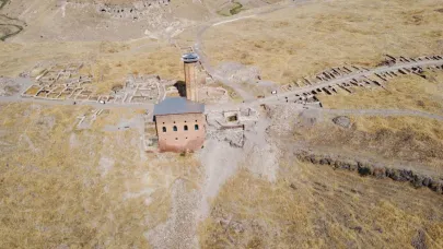 Ebul Menuçehr Camii tarihi önemiyle dikkat çekiyor