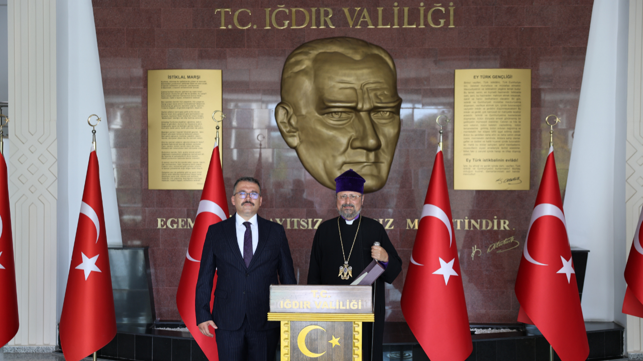 Türkiye Ermenileri Patriği Maşalyan, Vali Turan'ı ziyaret etti