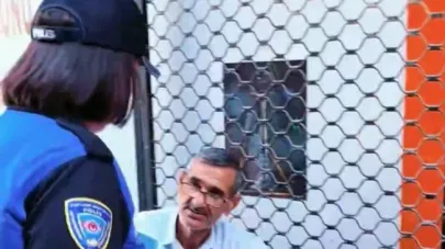 Toplum destekli polislik ekipleri esnafı bilgilendiriyor