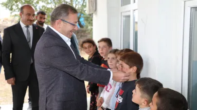 Vali Polat, Güdeli köyünü ziyaret etti