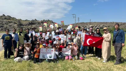 Elbirliği ile doğa temizliği yaptılar