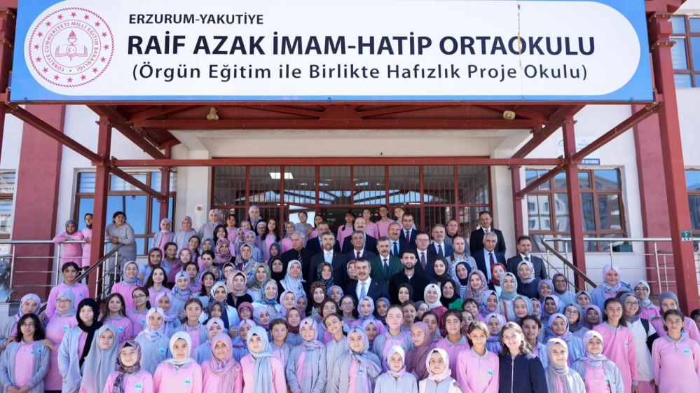 Bakan Tekin’den Erzurum’da
