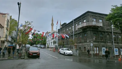 Kars güne yağmurla başladı
