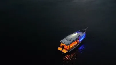 Hazar Gölü'nden İstanbul'u aratmayan gece manzaraları