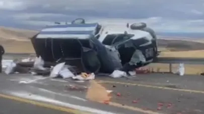 Kars'ta kamyonet devrildi 5 kişi yaralandı