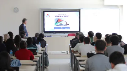İlk ders "Filistin ve Gazze" teması ile yapıldı
