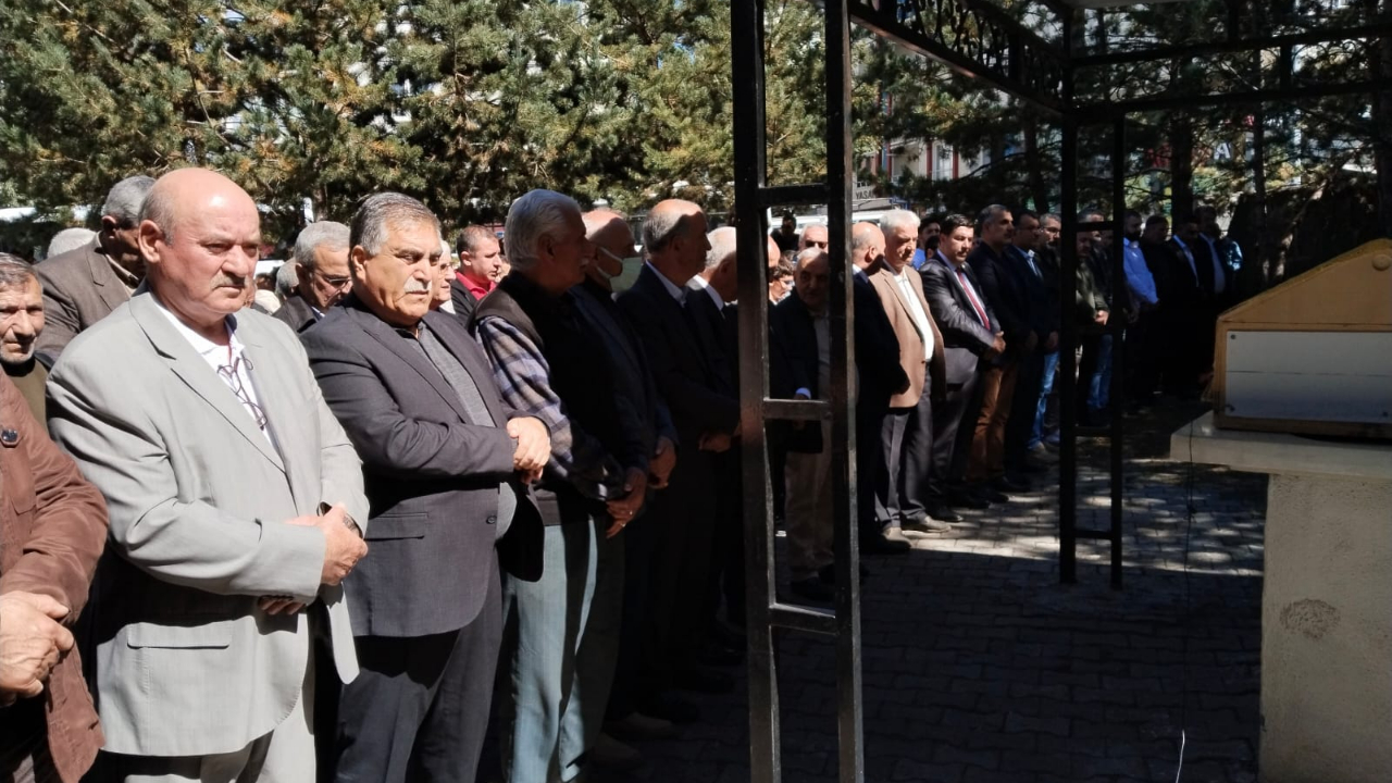 Cemil Erdoğdu, son yolculuğuna uğurlandı