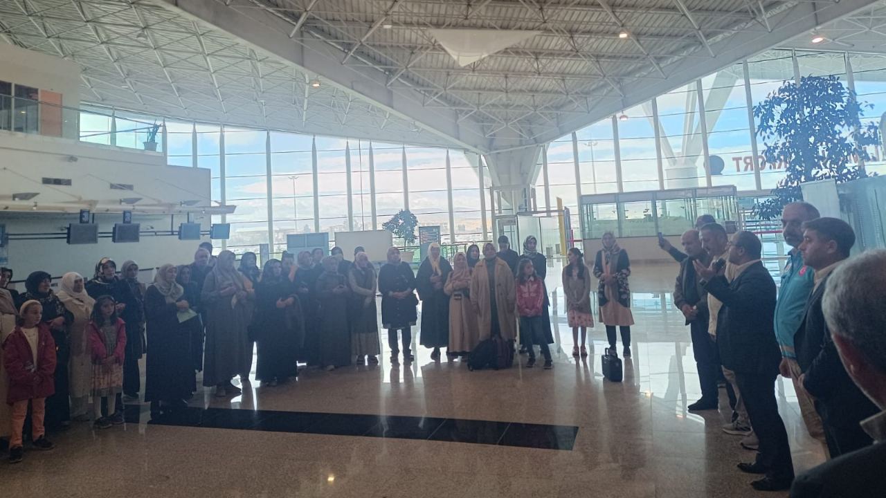 Umreci kafilesi kutsal topraklara uğurlandı