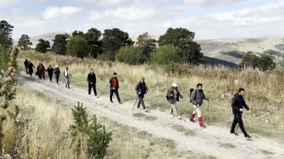 Sarıkamış'ta şehitlere saygı yürüyüşü