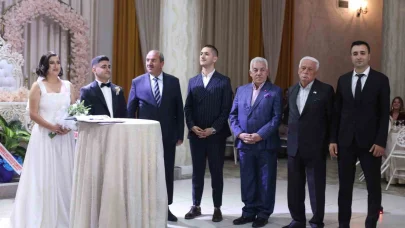 Alkır ailesinin mutlu günü