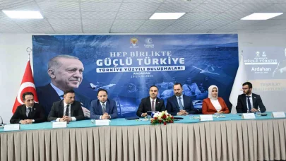 Bakan Kacır: "Terörsüz Türkiye menzilindeki adımlarımızla terörü milletimizin gündeminden tümüyle çıkaracağız"