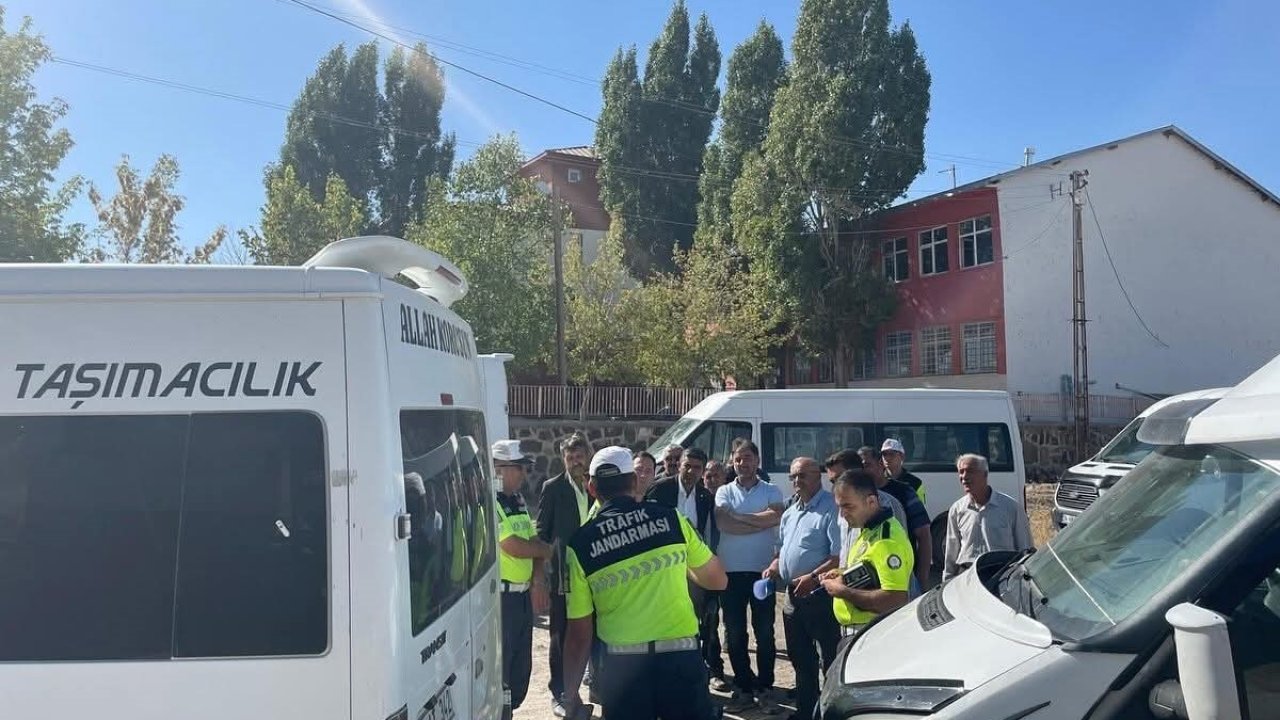 Okul servis araçları ve sürücüler denetlendi
