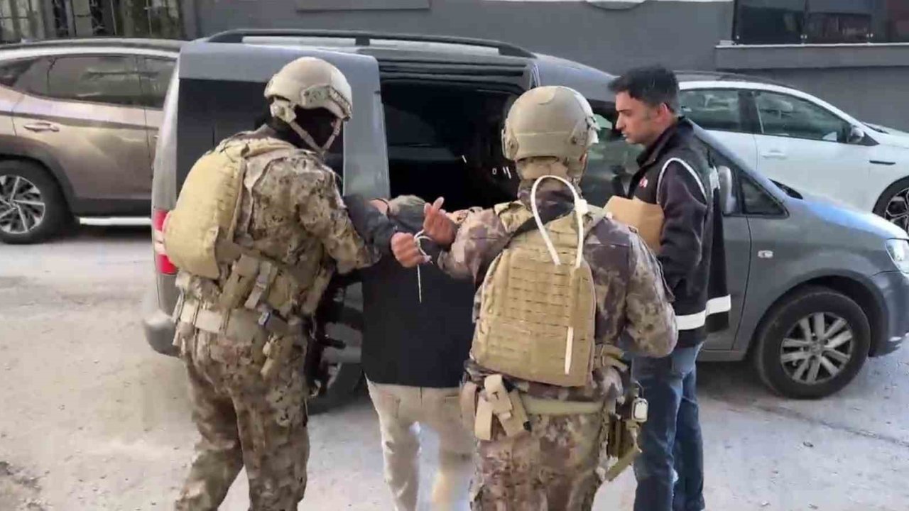 Tefecilere şafak operasyonu: 3 tutuklama