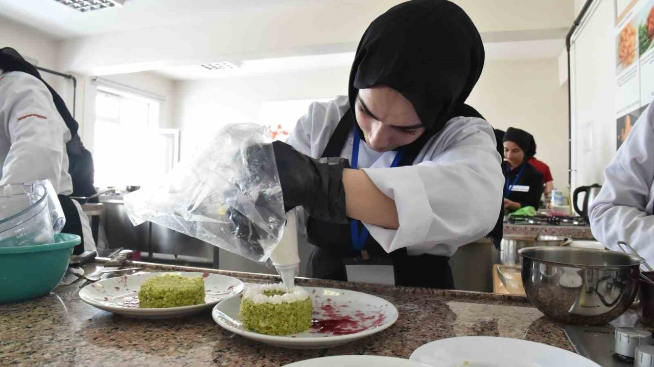 Gastronomi Lisesi kapılarını açtı
