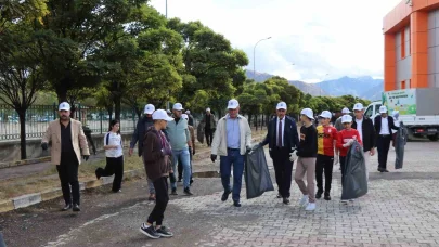 İlçede seferberlik başlattılar, çöpleri topladılar