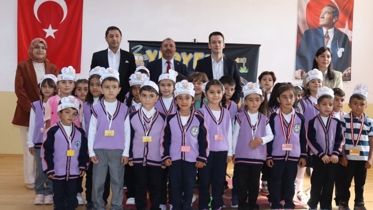 Çıldır Kaymakamı Aytürk, öğrencilerle bir araya geldi