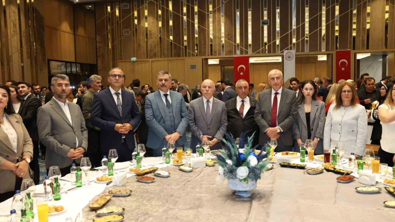 "Adalet toplumsal huzurun teminatıdır"