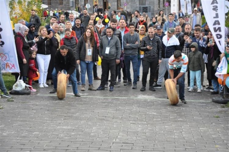 10 ilin peynir üreticisi Kars’ta buluştu