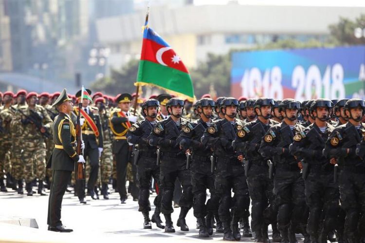 Azerbaycan seferberlik ilan etti