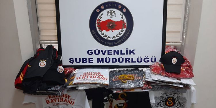 Kars'ta 3 iş yerine sahte markalı ürün baskını
