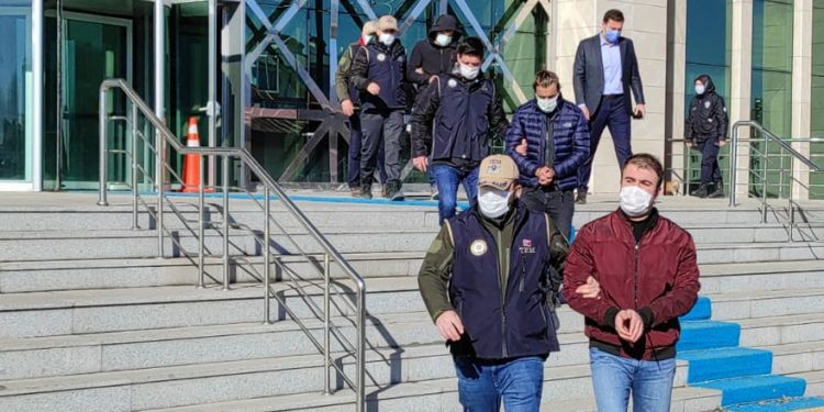Kars merkezli FETÖ operasyonu: 2 tutuklama