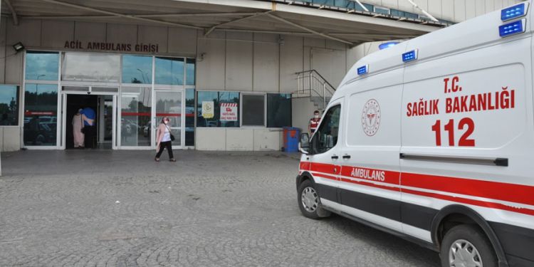 Sarıkamış’ta attan düşen adam hayatını kaybetti